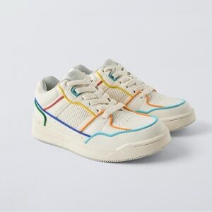 NWT Zara Size 12.5 little kid rainbow trim sneakers running shoes with laces